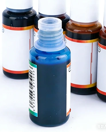 Water-based pigment concentrates